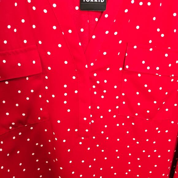 New Torrid Womens 2X Top Harper 3/4 Sleeve Pullover Blouse Polka Dot - Picture 4 of 6